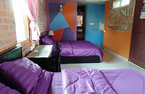 Kampung Gong Kempas House | Homestay Syams