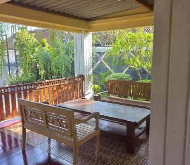 Pogung Lor House | Homestay Syariah Monjali dekat Tugu Jogja by Simply Homy