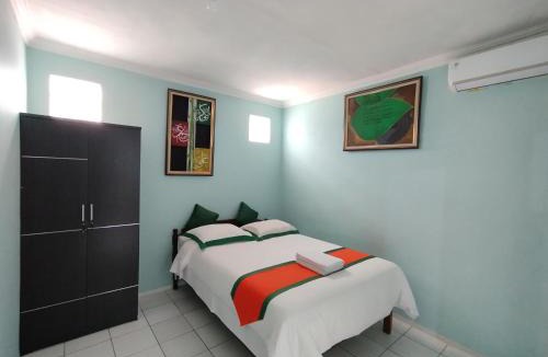 Pogung Lor House | Homestay Syariah Monjali dekat Tugu Jogja by Simply Homy
