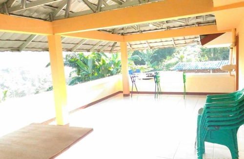 Ngamprah Ski Chalet | Homestay Tigadolok