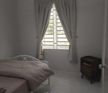 Kampung Padang Kemunting House | Homestay Umi