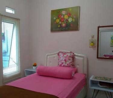 Beji House | homestay wahyudi 2