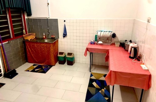 Kawasan Perindustrian Chendering House | HOMESTAY WAN TPJ