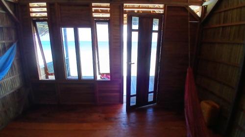 Mansuar Island House | Homestay Yenkop