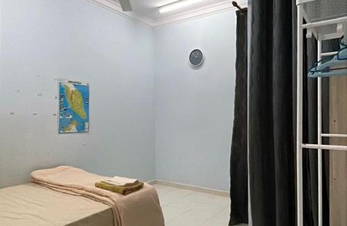 Kampung Baloh House | Homestay Yuslah