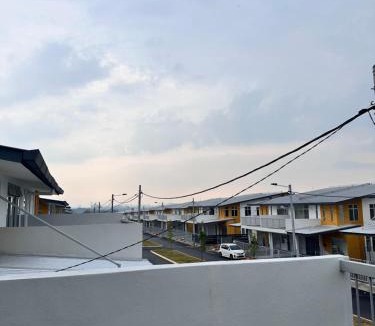 Kampung Jelatang House | Homestay501