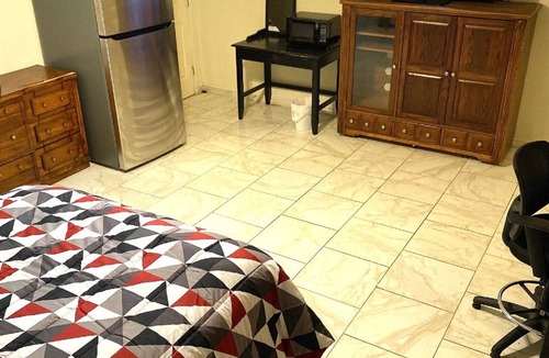 Far North Dallas House | Homestayy