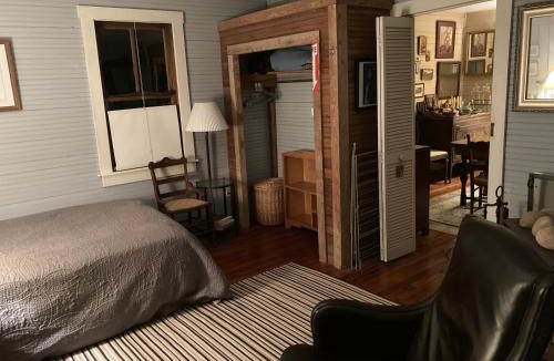 Marshall Apartment | Homestead cottage