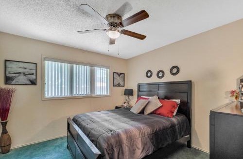 Lubbock House | Homestead House - In Shadow Hills Golf Course Division Home