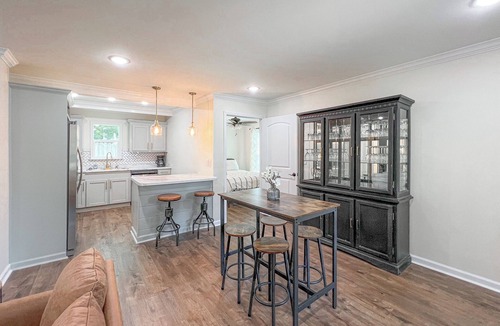 Starkville House | Hometown Hideaway, Walk to Main St, Starkville