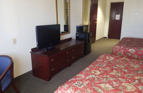 Bryant Hotel | HomeTown Hotel Bryant