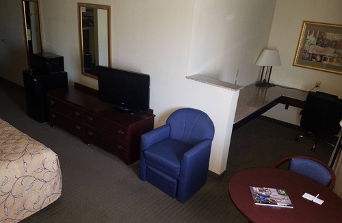Bryant Hotel | HomeTown Hotel Bryant