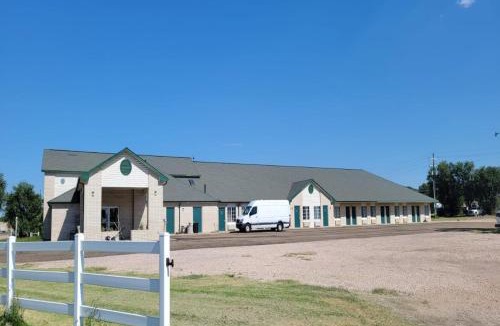 Texhoma Hotel | HomeTown Inn By OYO Texhoma, OK