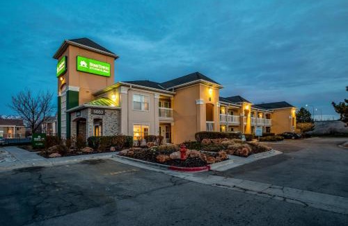Taylorsville Hotel | HomeTowne Studios by Red Roof Salt Lake City - Mid Valley