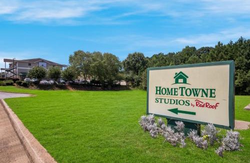 Covington Hotel | HomeTowne Studios by Red Roof Covington, GA