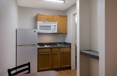 Covington Hotel | HomeTowne Studios by Red Roof Covington, GA