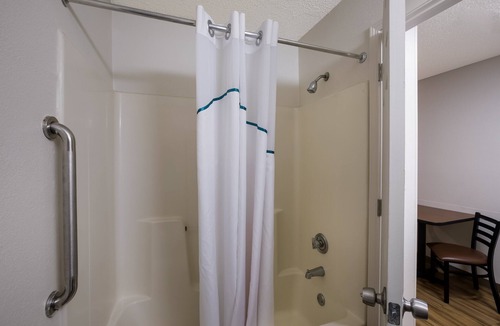 Covington Hotel | HomeTowne Studios by Red Roof Covington, GA