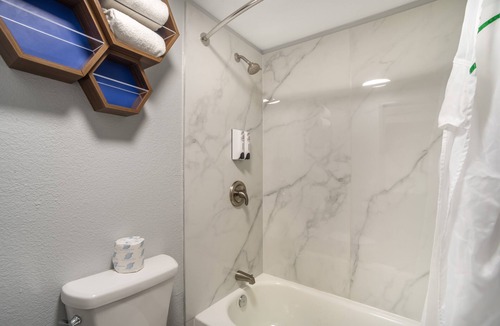 Conestee Hotel | Hometowne Studios Greenville