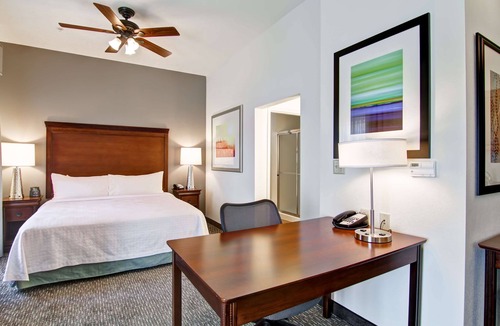 Central Oklahoma City Hotel | Homewood Suites by Hilton Oklahoma City-West