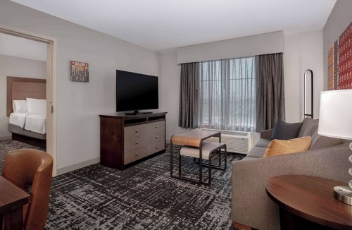 West San Antonio Hotel | Homewood Suites by Hilton Lackland AFB/SeaWorld, TX