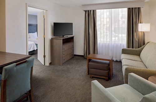 Uptown Hotel | Homewood Suites by Hilton Albuquerque Uptown