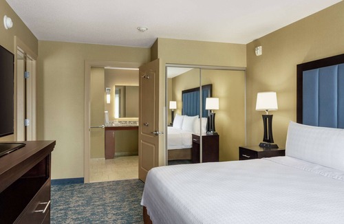Fort Smith Hotel | Homewood Suites by Hilton Fort Smith