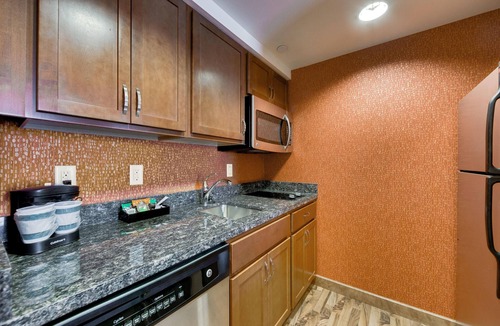 Fort Worth Hotel | Homewood Suites by Hilton Fort Worth - Medical Center, TX