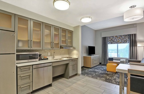 Lynchburg Hotel | Homewood Suites by Hilton Lynchburg