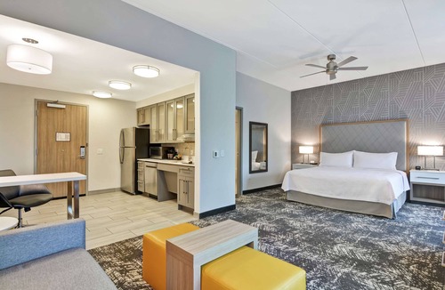Lynchburg Hotel | Homewood Suites by Hilton Lynchburg