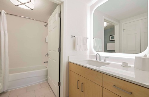 Parsippany Hotel | Homewood Suites by Hilton Parsippany-Troy Hills