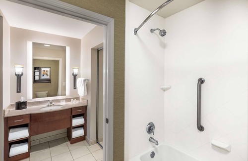 Shreveport Hotel | Homewood Suites by Hilton Shreveport