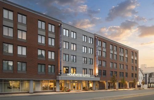 Brookline Hotel | Homewood Suites by Hilton Boston Brookline-Longwood Medical