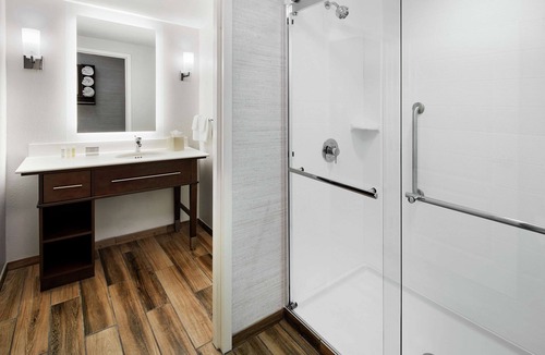 Champaign Hotel | Homewood Suites by Hilton Champaign-Urbana