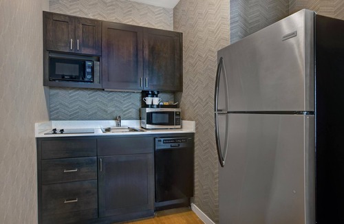 Lincolnshire Hotel | Homewood Suites by Hilton Chicago-Lincolnshire