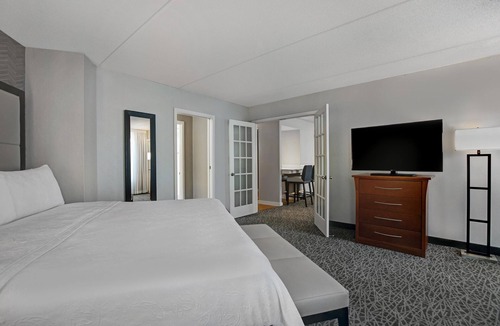 Lincolnshire Hotel | Homewood Suites by Hilton Chicago-Lincolnshire