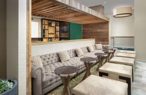 Rainey Street Historic District Hotel | Homewood Suites by Hilton Austin Downtown