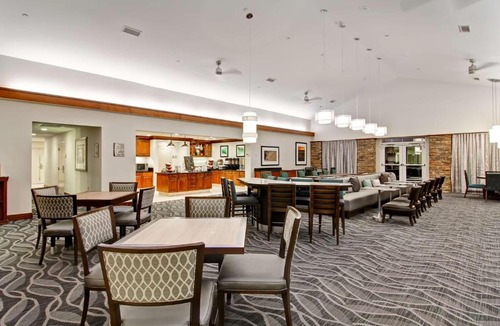 Rogers Hotel | Homewood Suites by Hilton Bentonville-Rogers