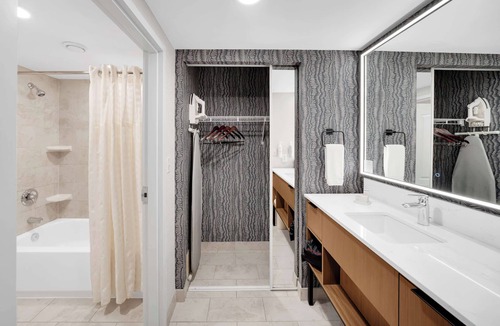 Unionville Hotel | Homewood Suites by Hilton Toronto-Markham