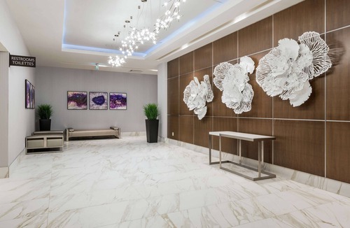Byward Market - Parliament Hill Hotel | Homewood Suites by Hilton Ottawa Downtown