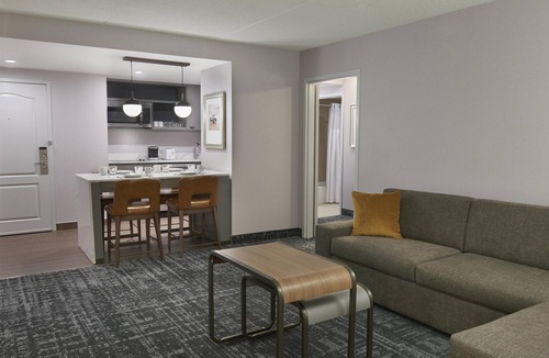 Vaughan Hotel | Homewood Suites by Hilton Toronto Vaughan