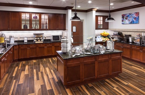 Denton Hotel | Homewood Suites by Hilton Denton