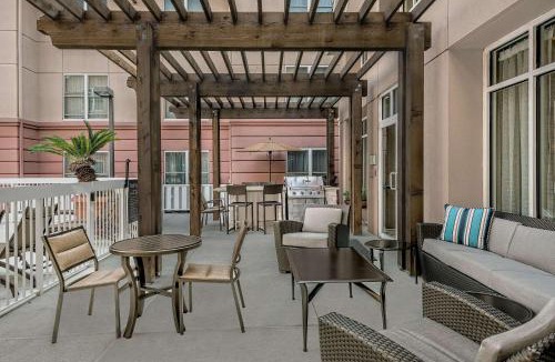 Houston Hotel | Homewood Suites by Hilton Houston-Clear Lake