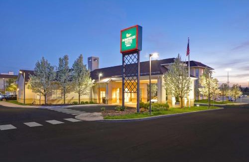 Ithaca Hotel | Homewood Suites by Hilton Ithaca