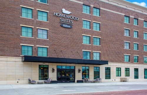 Salina Hotel | Homewood Suites By Hilton Salina/Downtown, Ks