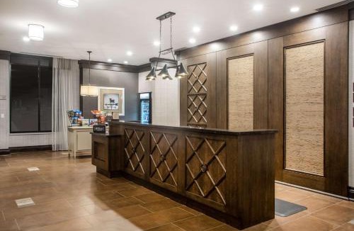 Salina Hotel | Homewood Suites By Hilton Salina/Downtown, Ks