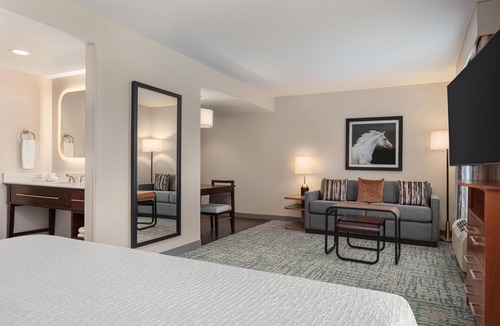 McNeil Hotel | Homewood Suites by Hilton TechRidge Parmer @ I-35