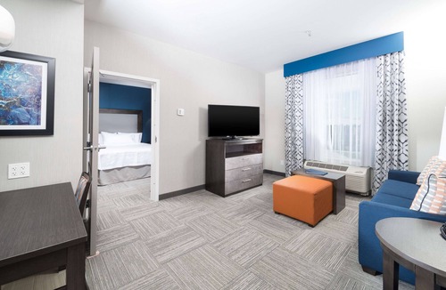 Catoosa Hotel | Homewood Suites by Hilton Tulsa Catoosa