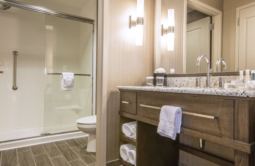 Houston Convention District Hotel | Homewood Suites by Hilton Houston Downtown Convention Center