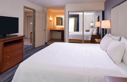 Lewisville Hotel | Homewood Suites by Hilton Dallas-Lewisville