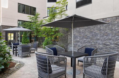 Lynnwood Hotel | Homewood Suites by Hilton Lynnwood Seattle Everett, WA